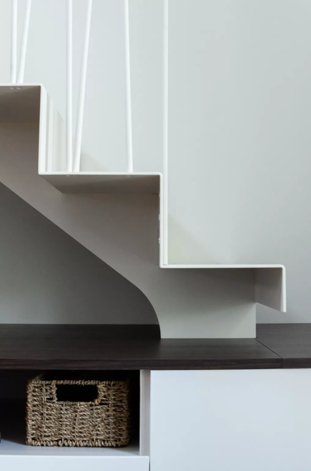 Filigrane – escalier et meuble télé sur mesure à Toulouse