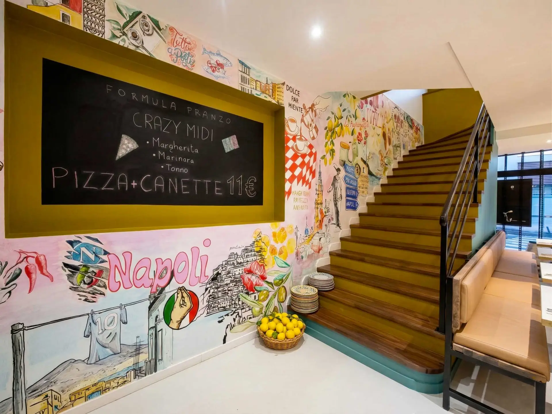 Pomozza – fresque murale colorée dans le restaurant italien, aménagement à Toulouse