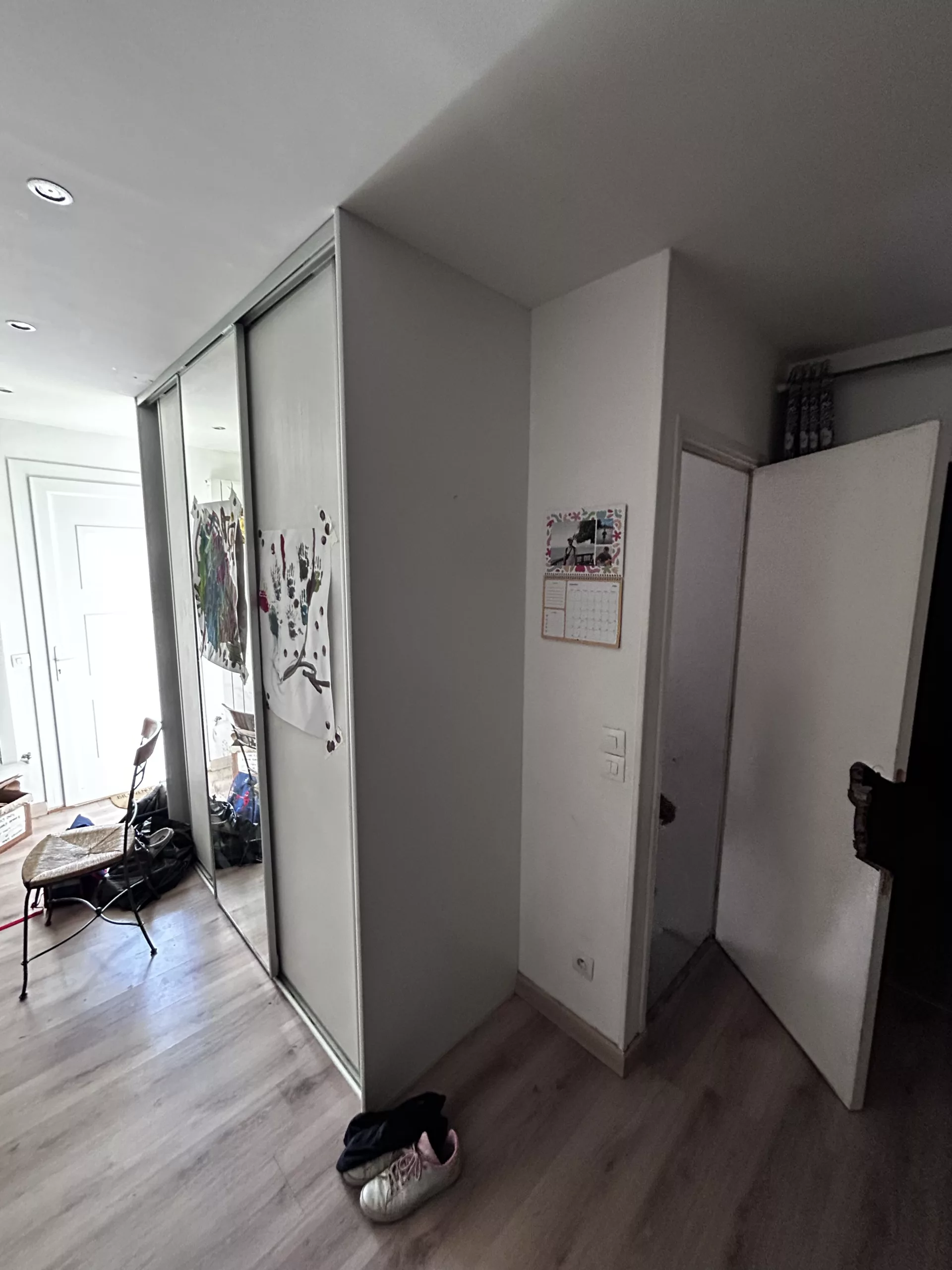 Caprice – intérieur de la maison avant rénovation